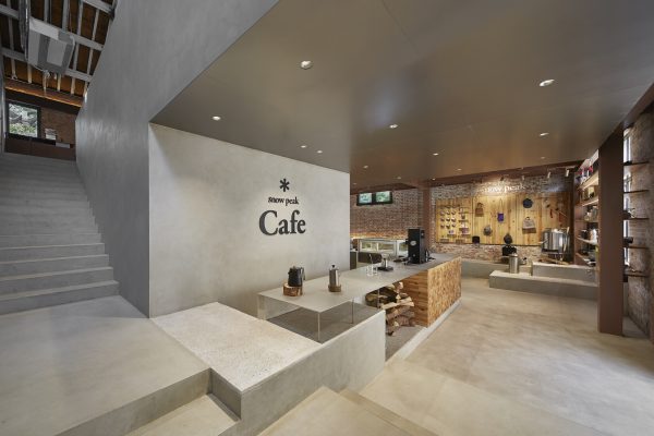 Before and After – A Renovated 1950s Red-Brick Warehouse Turned Into A Cafe